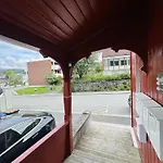 公寓 Toppleilighet I Sentrum Av