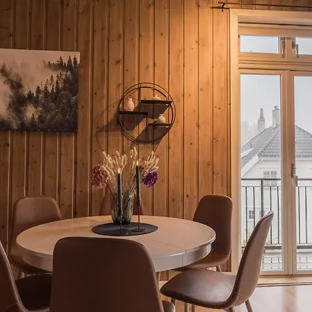 Toppleilighet I Sentrum Av شقة ليلّيهامّير