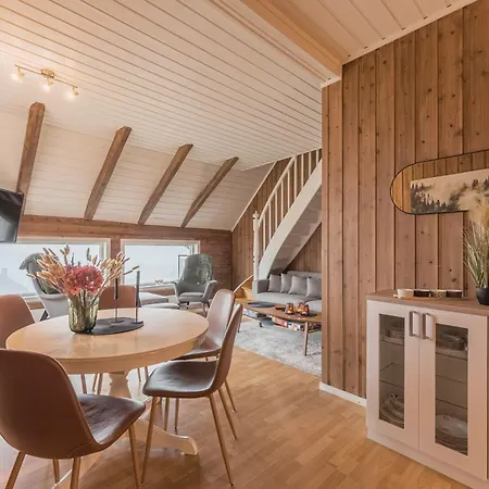 Toppleilighet I Sentrum Av شقة