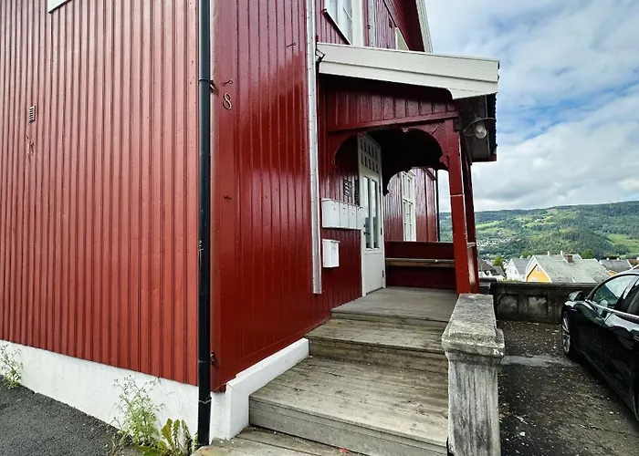 Apartamento Toppleilighet I Sentrum Av